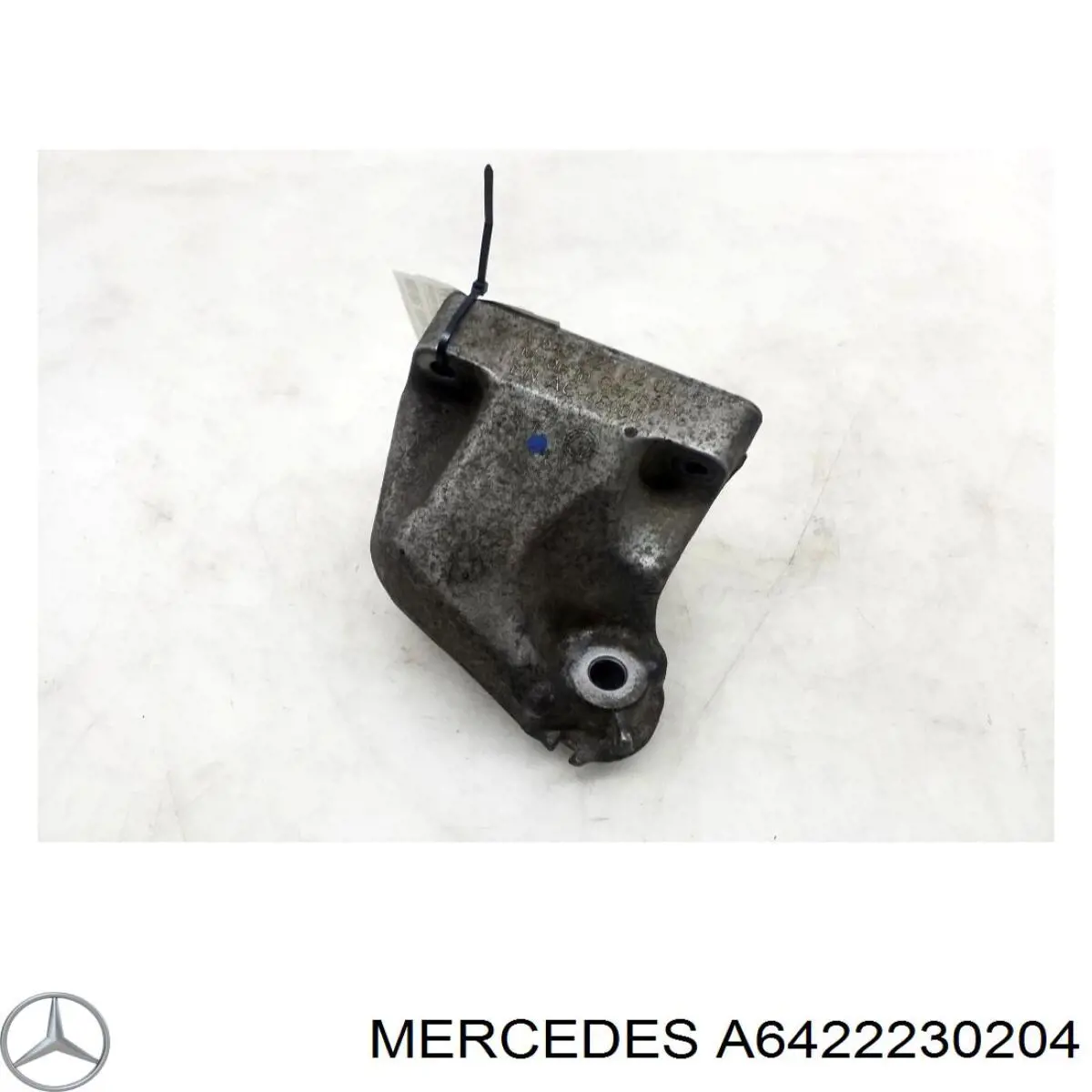 Купить A6422230204 Mercedes Кронштейн подушки (опоры) двигателя левой