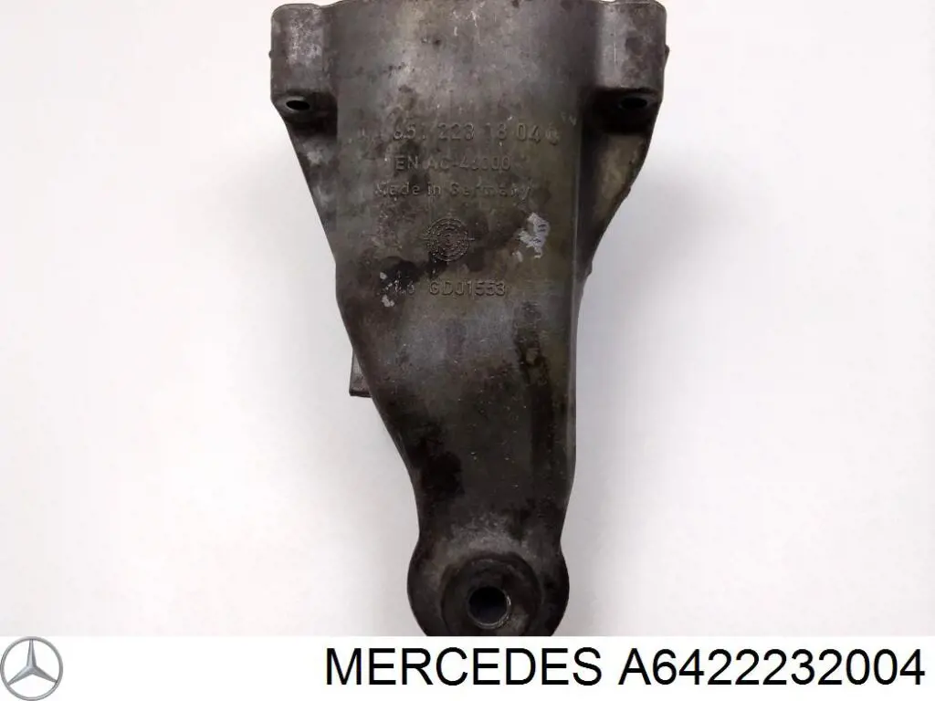 Кронштейн подушки (опоры) двигателя правой A6422232004 Mercedes