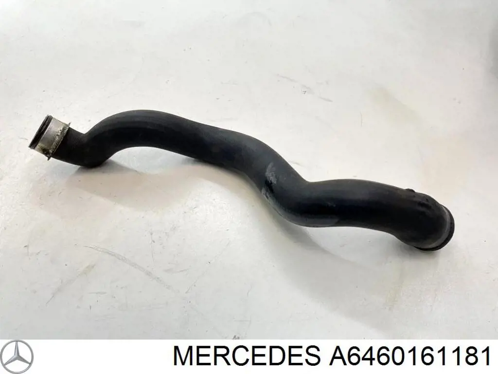 Патрубок вентиляции картерных газов A6460160181 Mercedes