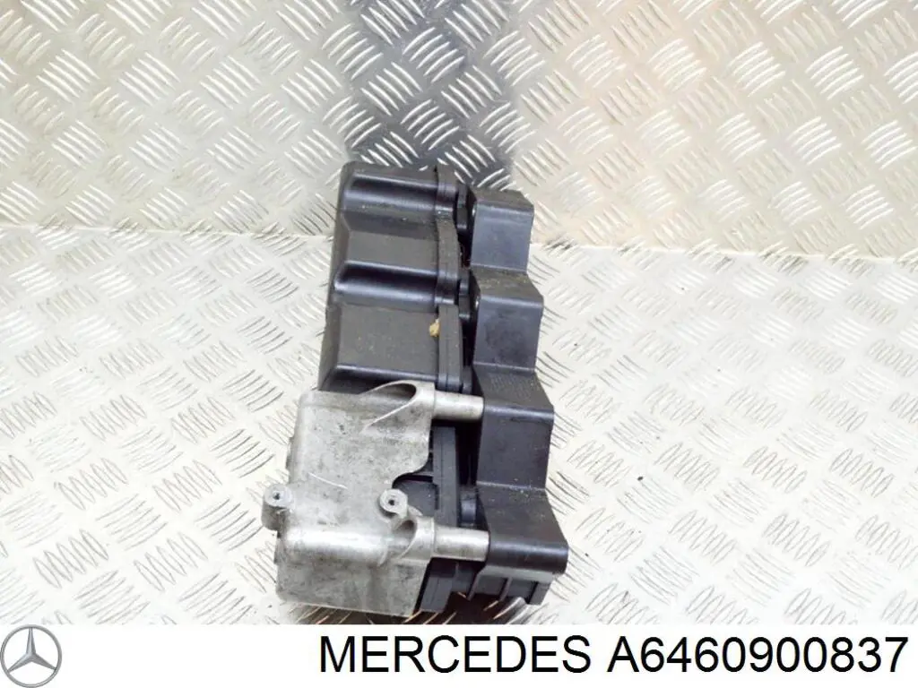 Купить A6460900837 Mercedes Впускной коллектор