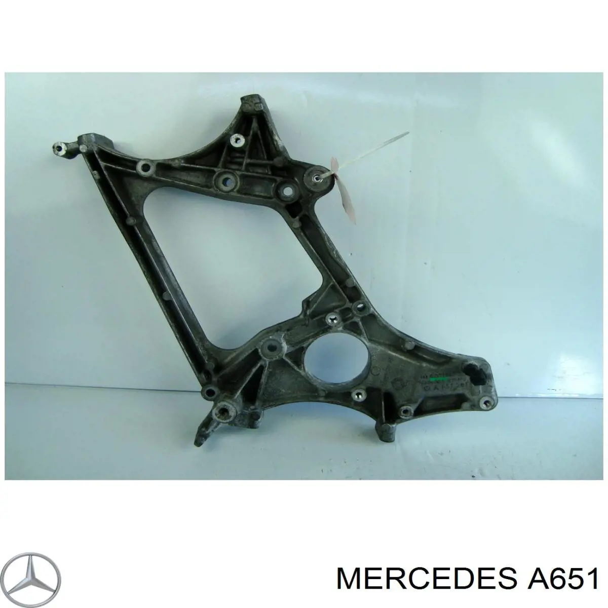  Mercedes A651
