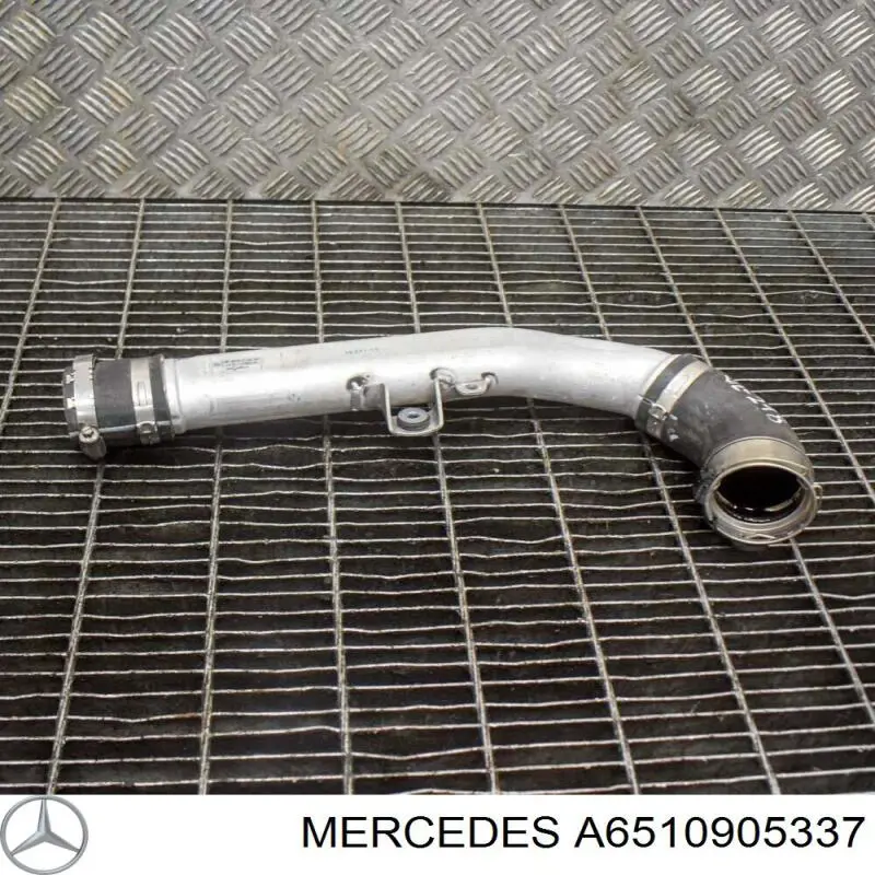Купить 6510905337 Mercedes Патрубок воздушный, выход из турбины/компрессора (наддув)