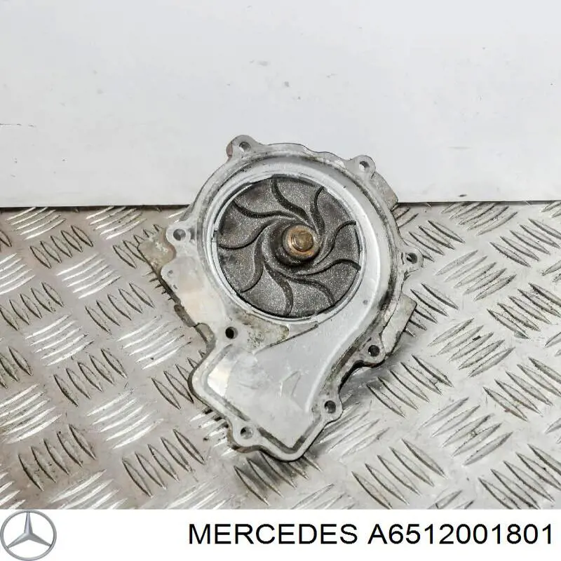 Помпа A6512001801 Mercedes