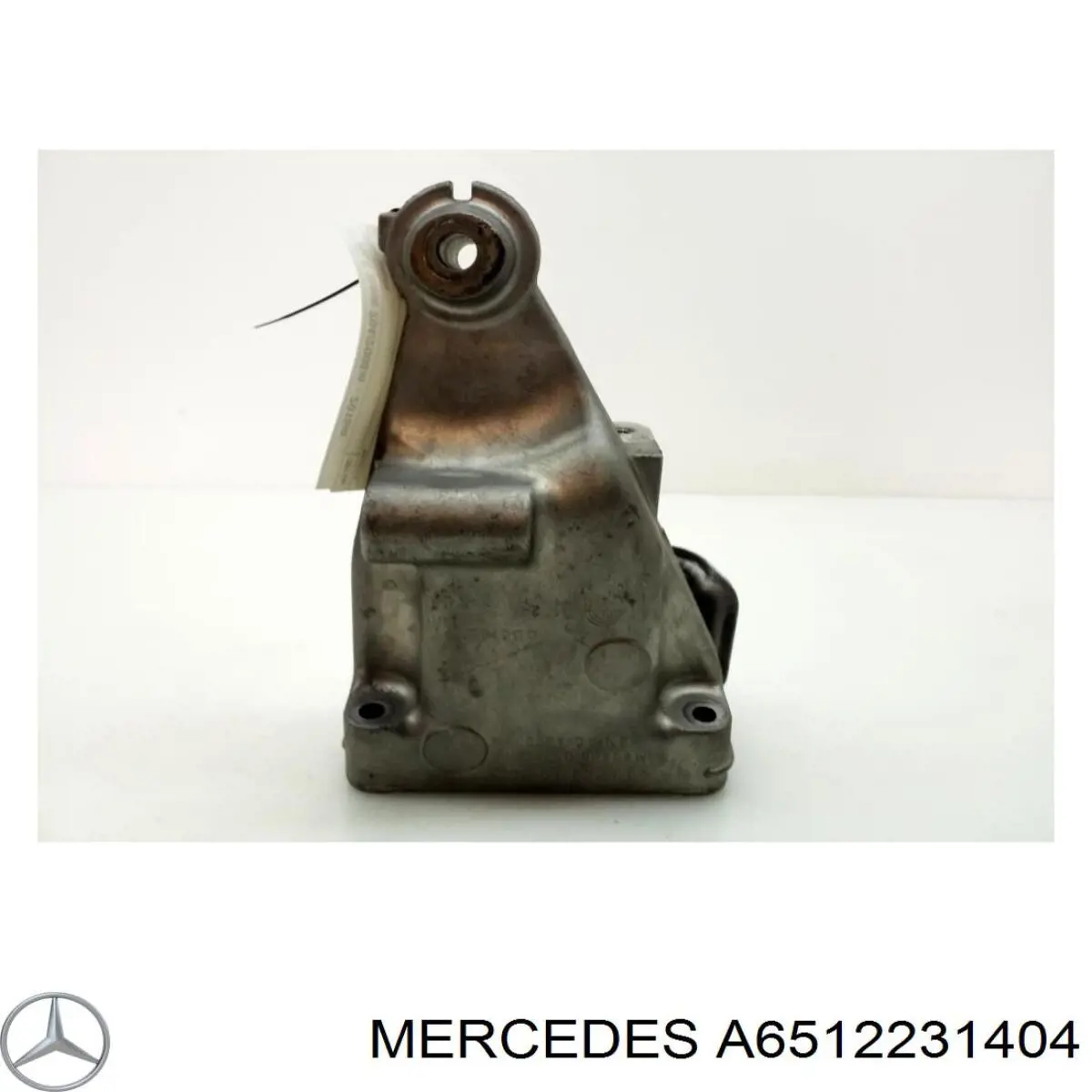 Кронштейн подушки (опоры) двигателя правой Mercedes 6512231404 цена, от 18.62 USD