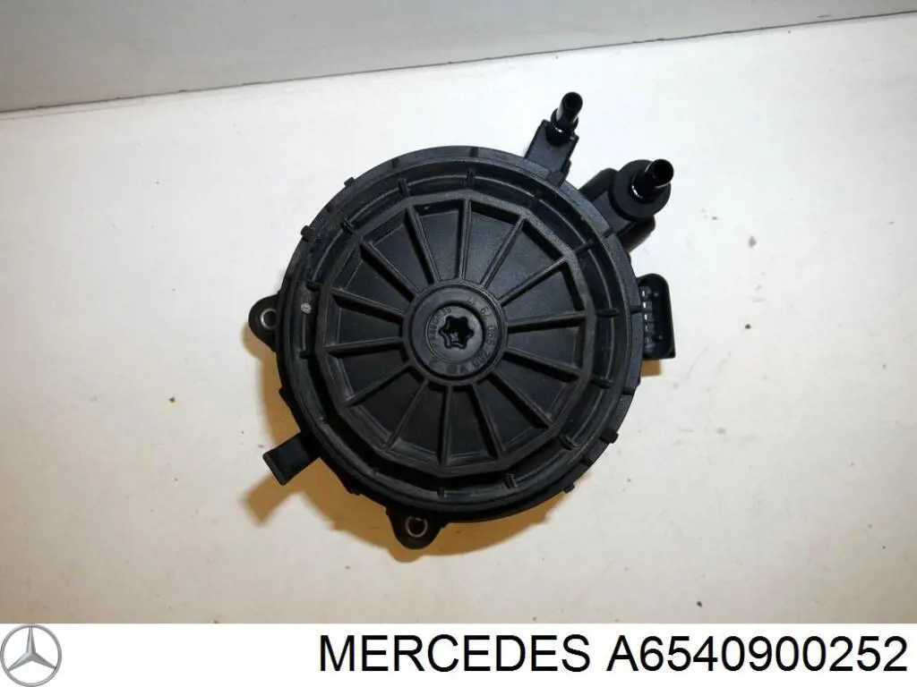 Фільтр паливний A6540900252 Mercedes