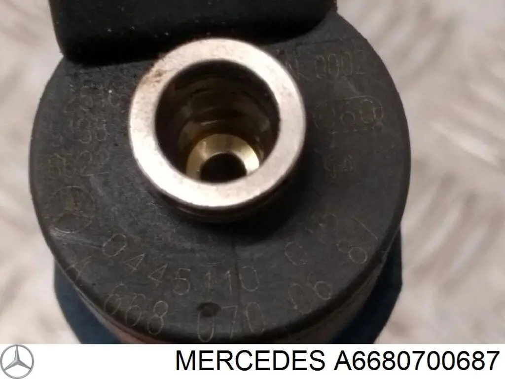 A6680700687 Mercedes Топливные форсунки