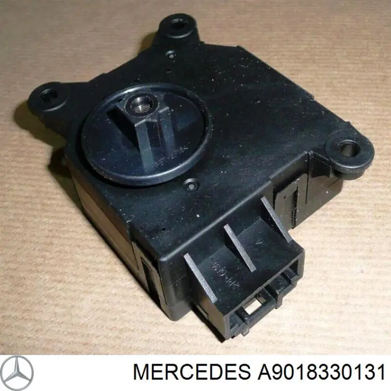 Управление отоплением и вентиляцией Mercedes 901833013164