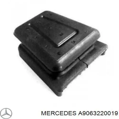 A9063220019 Mercedes сайлентблок (втулка рессоры передней)