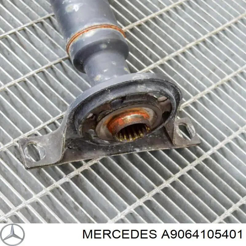 Вал карданный задний, передняя часть 9064105401 Mercedes