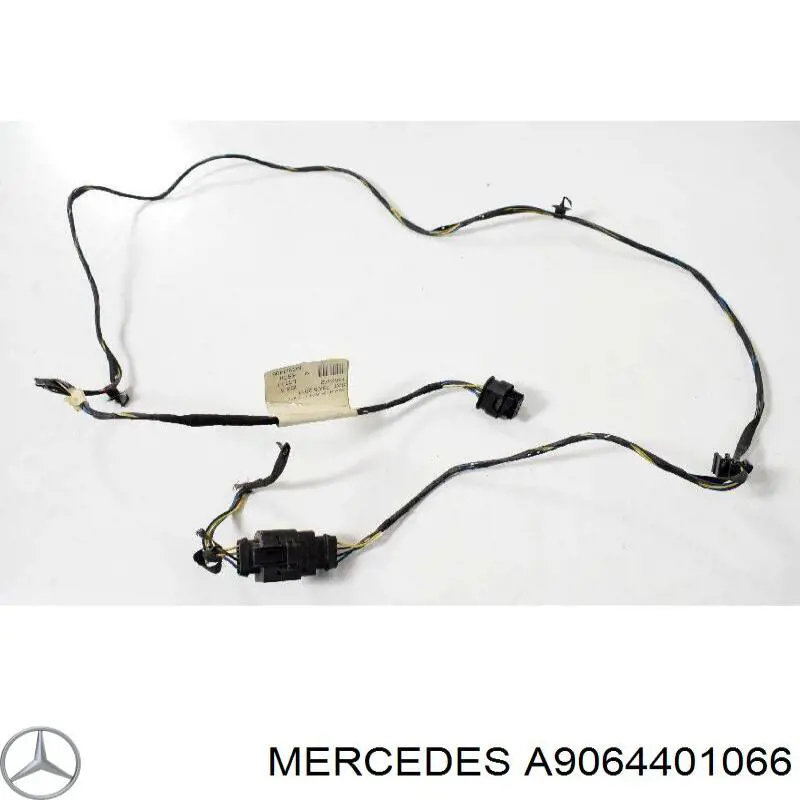 Клема аккумулятора 9064401066 Mercedes