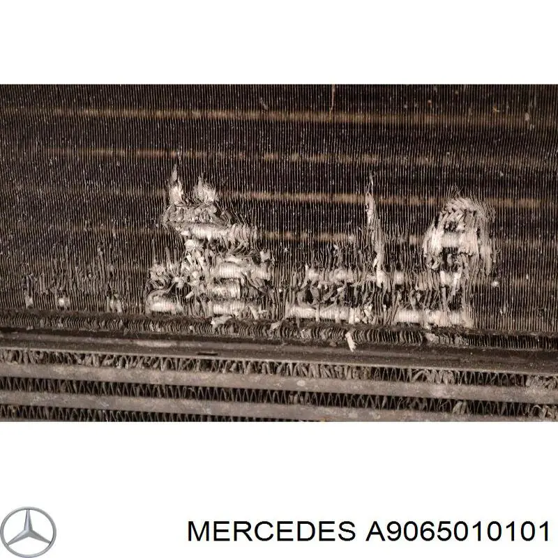 Интеркулер A9065010101 Mercedes