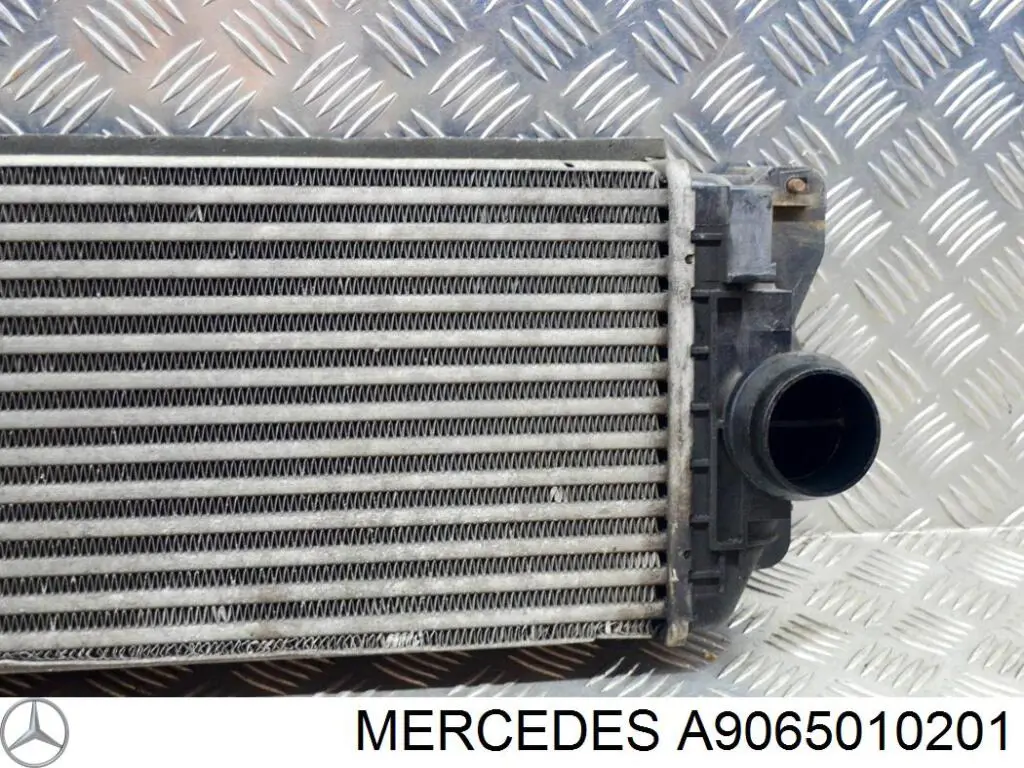 A9065010201 Mercedes radiador de intercooler