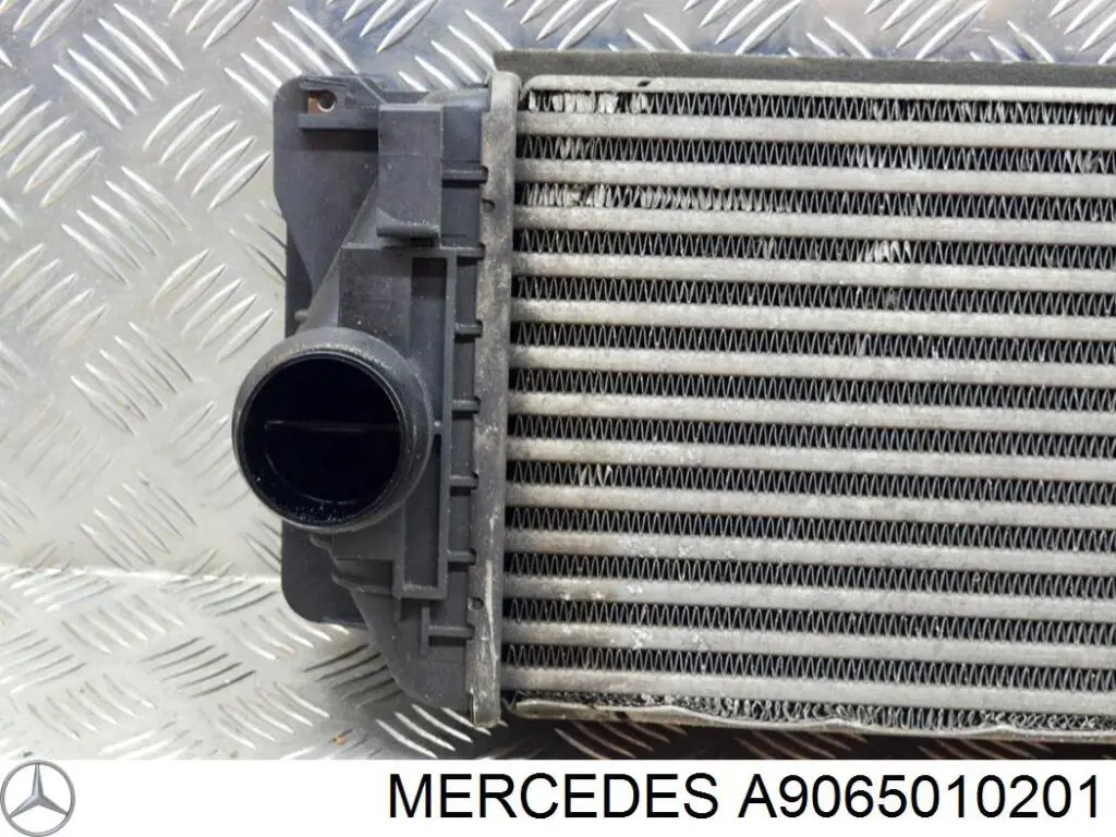Система охлаждения наддувочного воздуха Mercedes A9065010201 цена, от 90.34 USD