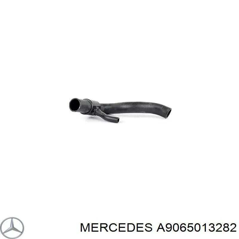 Нижний шлаг радиатора охлаждения 9065013282 Mercedes