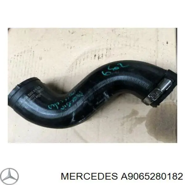 A9065280182 Mercedes mangueira (cano derivado esquerda de intercooler)