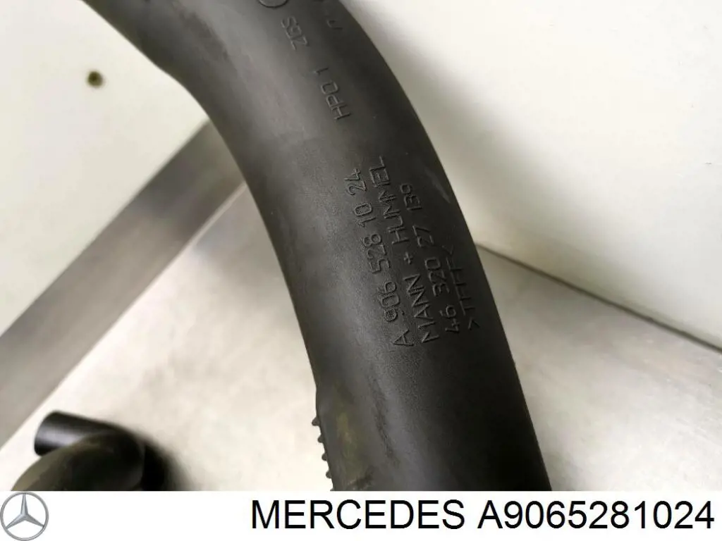 Патрубок воздушный, выход воздушного фильтра Mercedes 9065281024 цена, от 23.42 USD