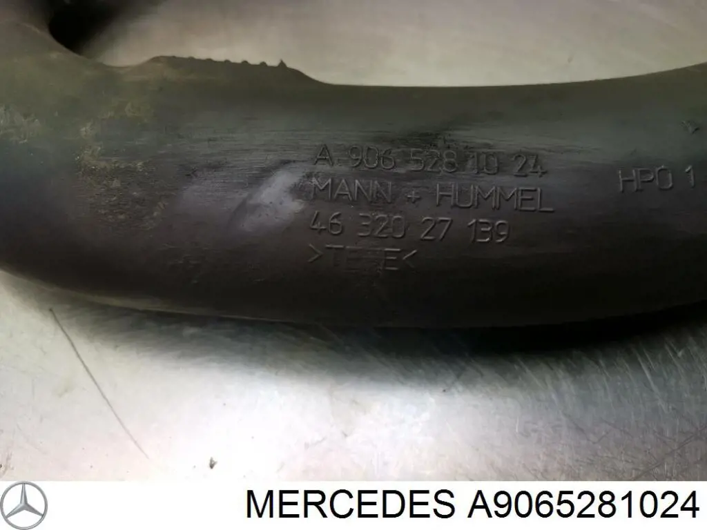 Купить A9065281024 Mercedes Выпускной патрубок воздушного фильтра