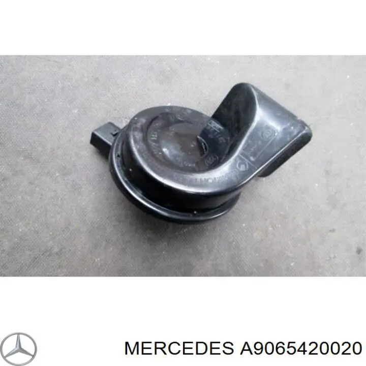 Купить A9065420020 Mercedes Сигнал звуковой (клаксон)