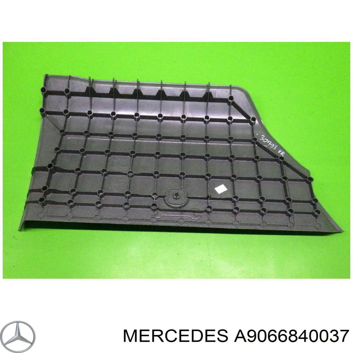  A9066840037 Mercedes