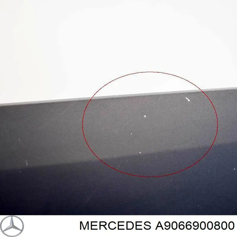 Молдинг боковой (сдвижной) двери Mercedes 9066900762
