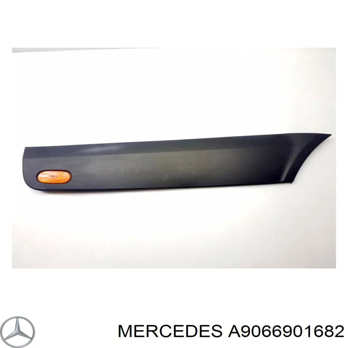 Купить A90669035009B51 Mercedes Накладка крыла заднего правого