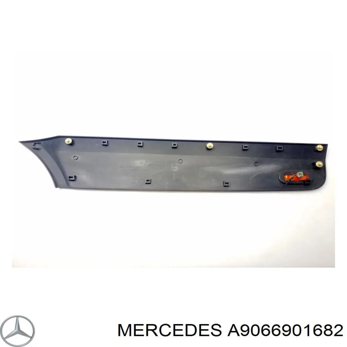 Купить A90669020629B51 Mercedes Накладка крыла заднего правого