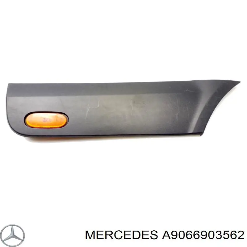A9066903562 Mercedes moldura do pára-lama traseiro direito