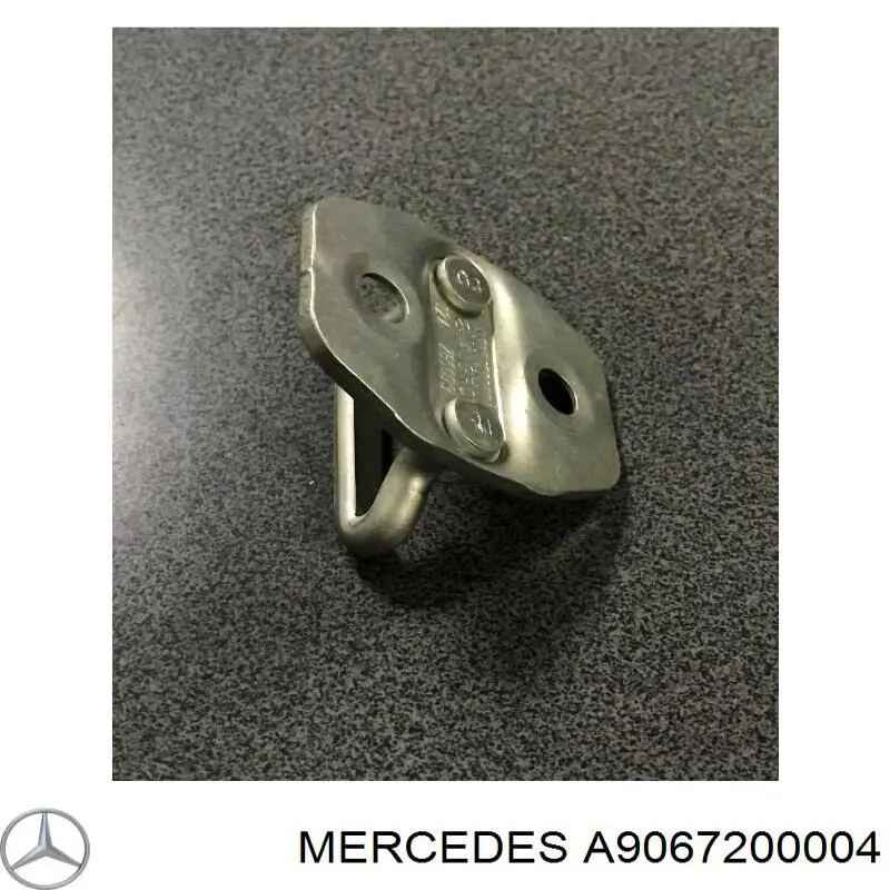 A9067200004 Mercedes