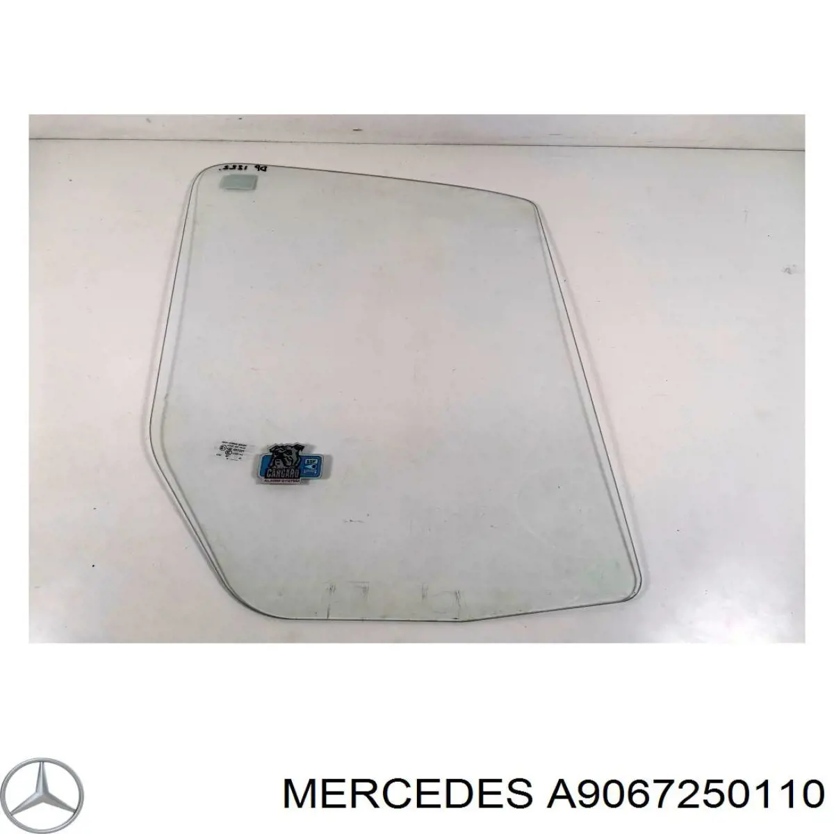 Стекло передней правой двери на Mercedes Sprinter (906)