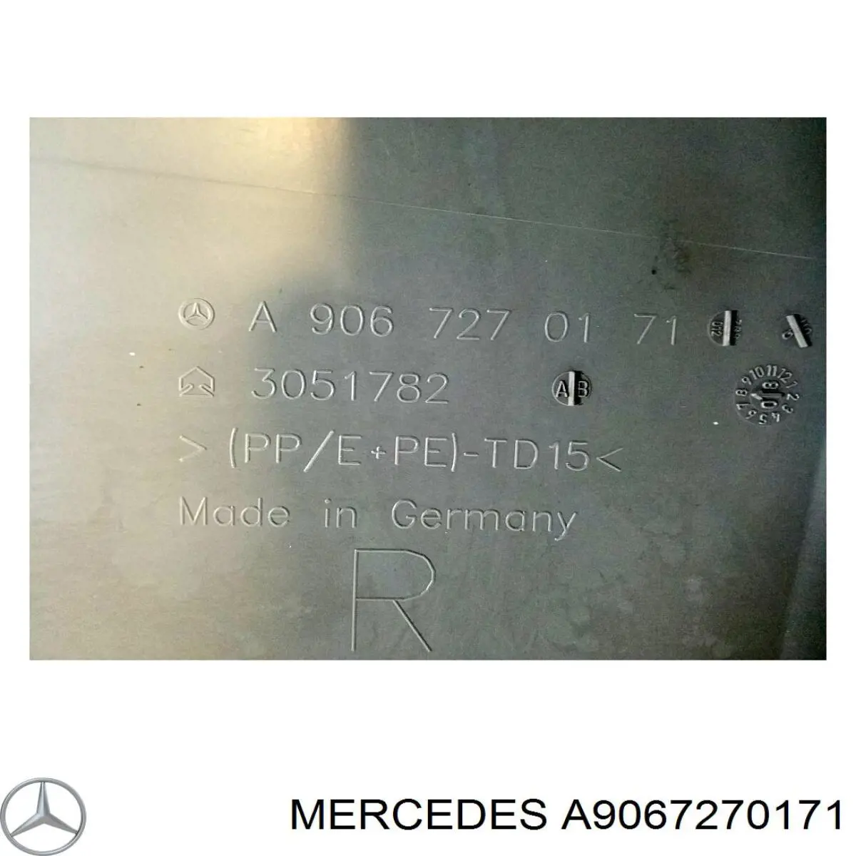 Пластик Mercedes A90672701717J69 цена, от 12.67 USD