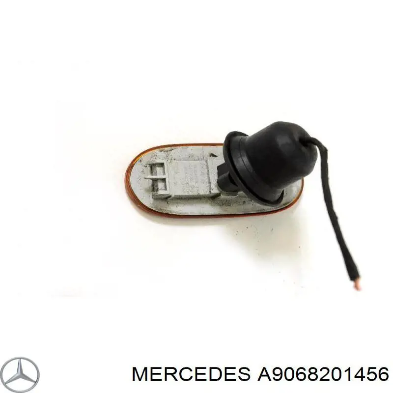 Габарит боковой (фургон) 910906770064 Mercedes