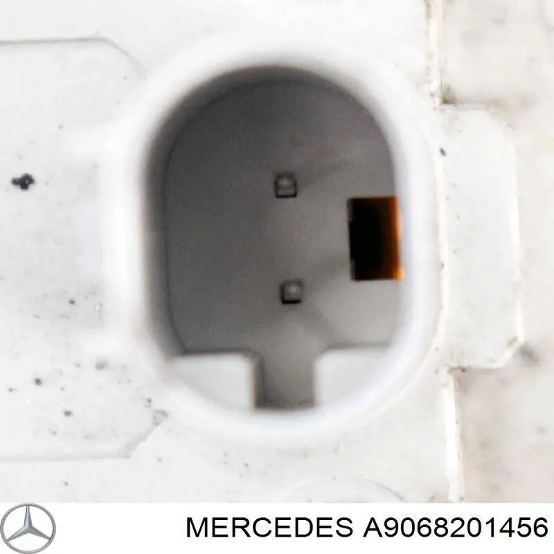 A910906770064 Mercedes posição lateral (furgão)