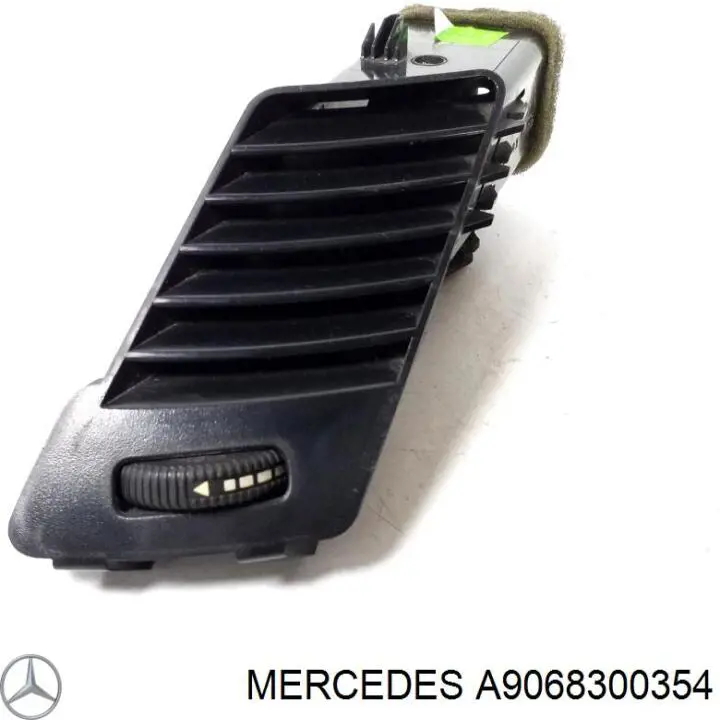 Купить A9068300354 Mercedes Решетка вентиляции салона на "торпедо" правая