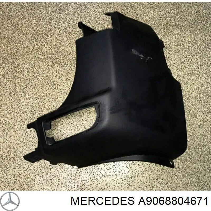 Бампер задний, правая часть Mercedes A9068804671 цена, от 11.09 USD