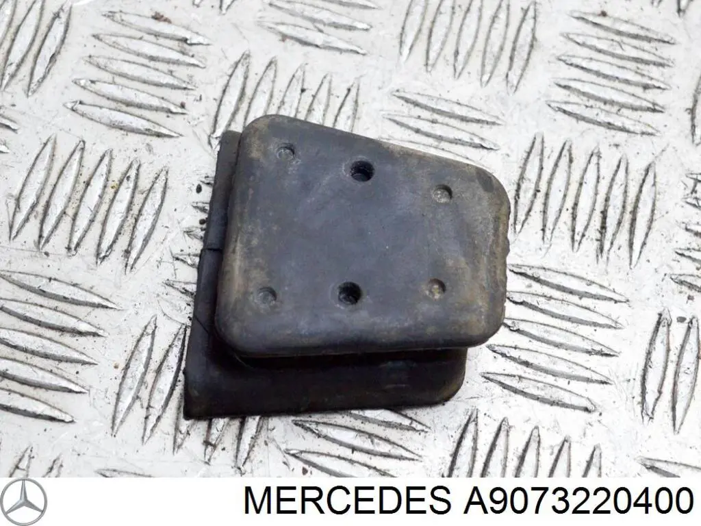 Опора передней рессоры Mercedes 9073220400 цена, от 18.83 USD