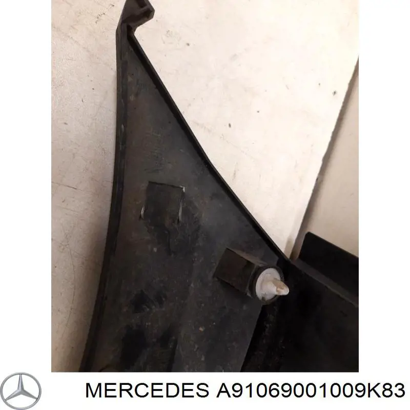 A91069001009K83 Mercedes Молдинг крыла переднего правого