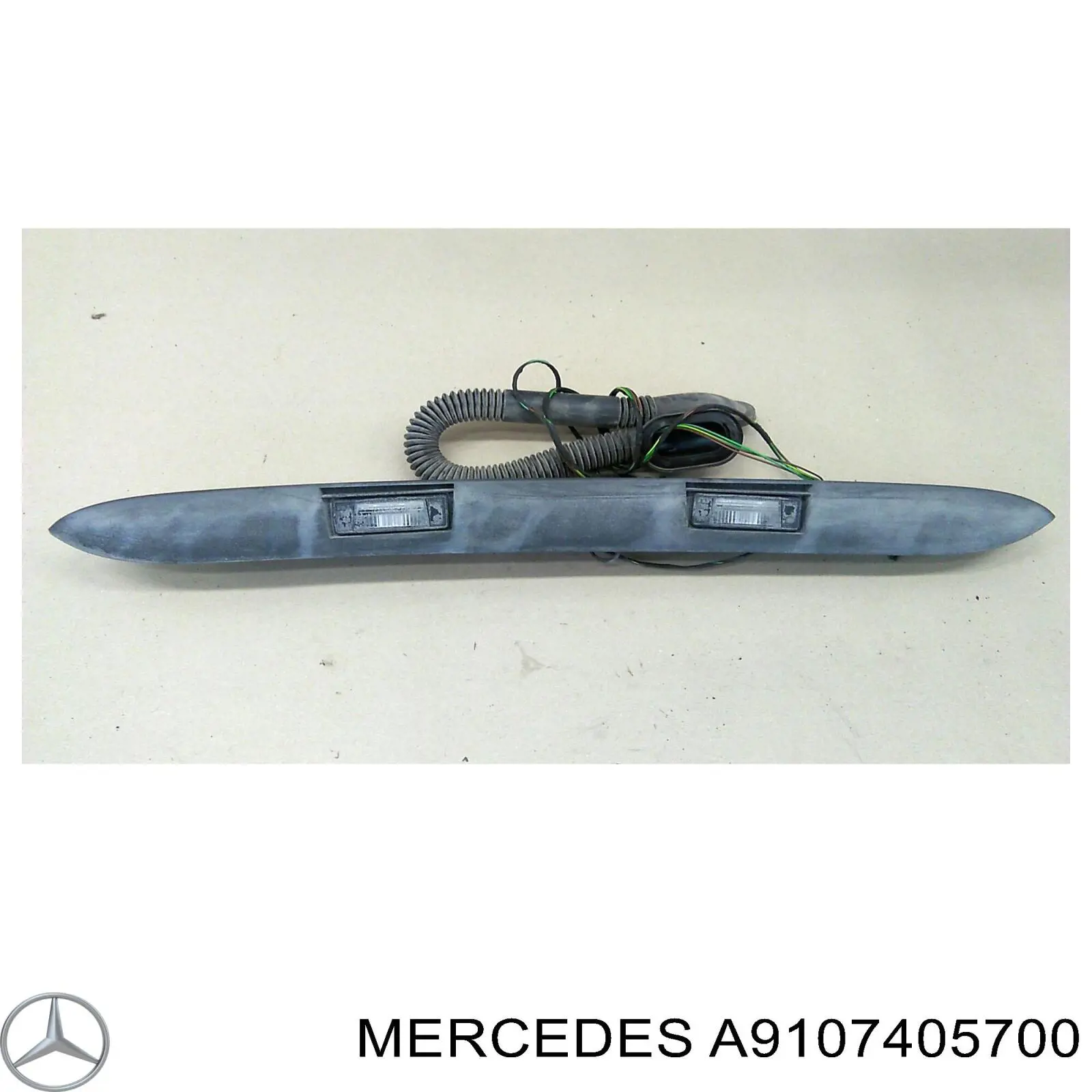 91074057009B51 Mercedes Ручка двери задней (распашной) левая наружная