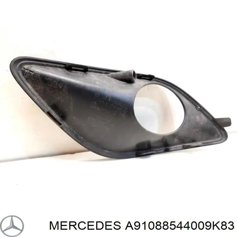 Купить 9108854400 Mercedes Заглушка (решетка) противотуманных фар бампера переднего правая