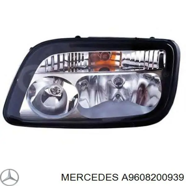 Фара правая A9608200939 Mercedes