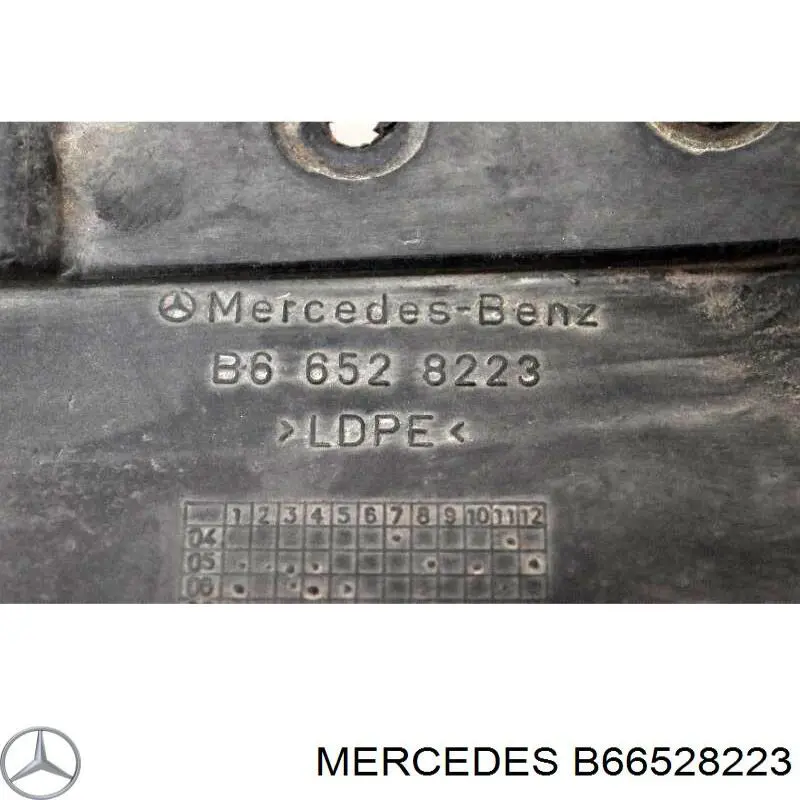 Передние брызговики B66528223 Mercedes