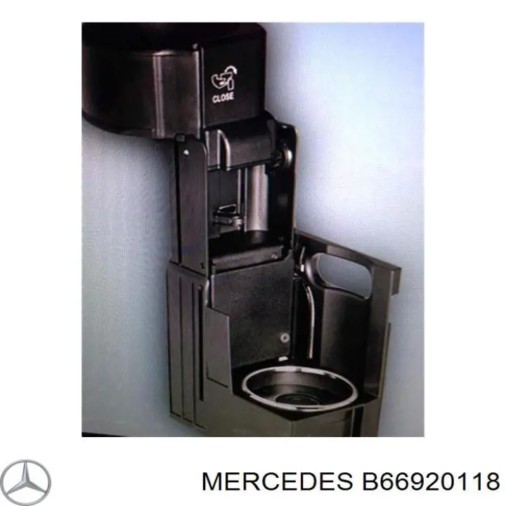 Подстаканник подлокотника центральной консоли на Mercedes E (W211)