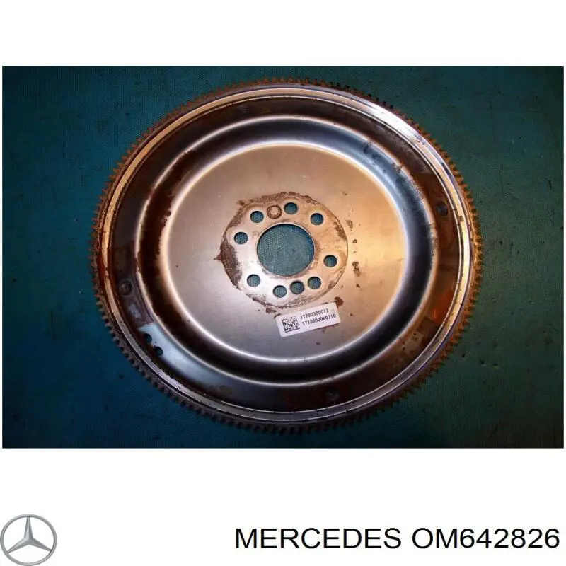 Двигатель в сборе 642826 Mercedes