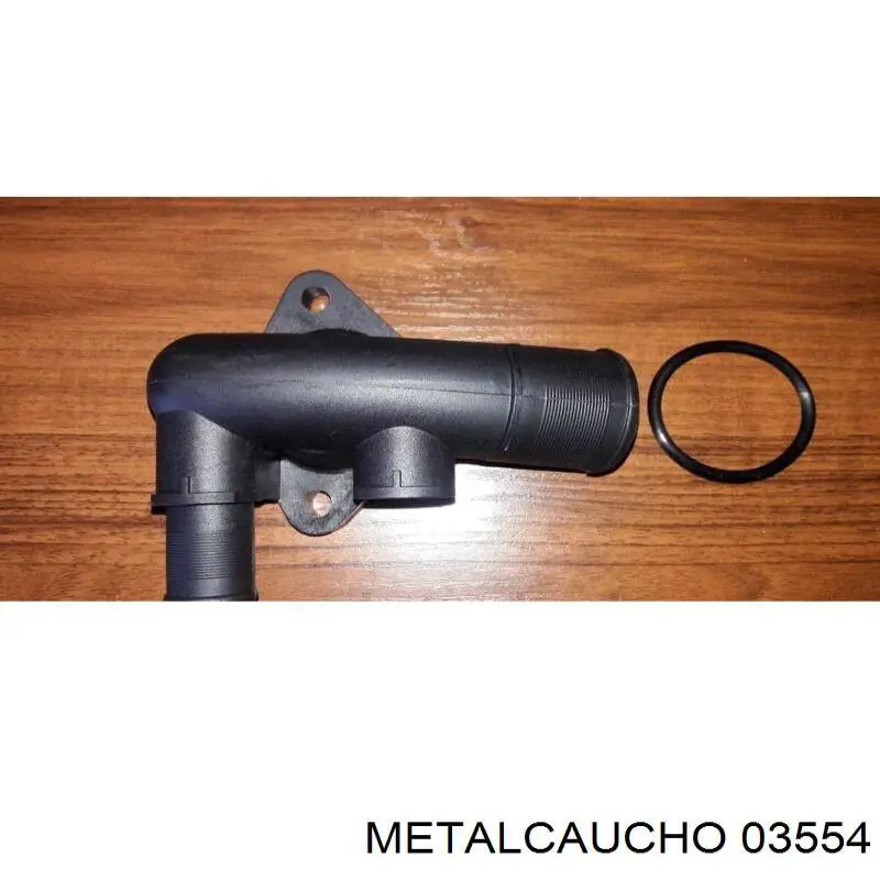 03554 Metalcaucho фланец системы охлаждения (тройник)