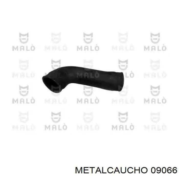 09066 Metalcaucho шланг (патрубок интеркуллера верхний)