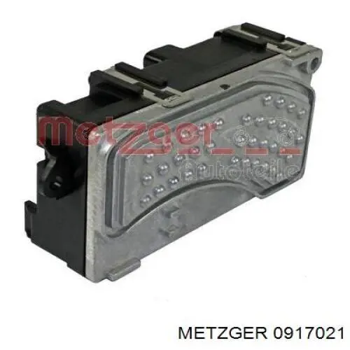 Регулятор оборотов вентилятора охлаждения (блок управления) на Audi A6 4F5