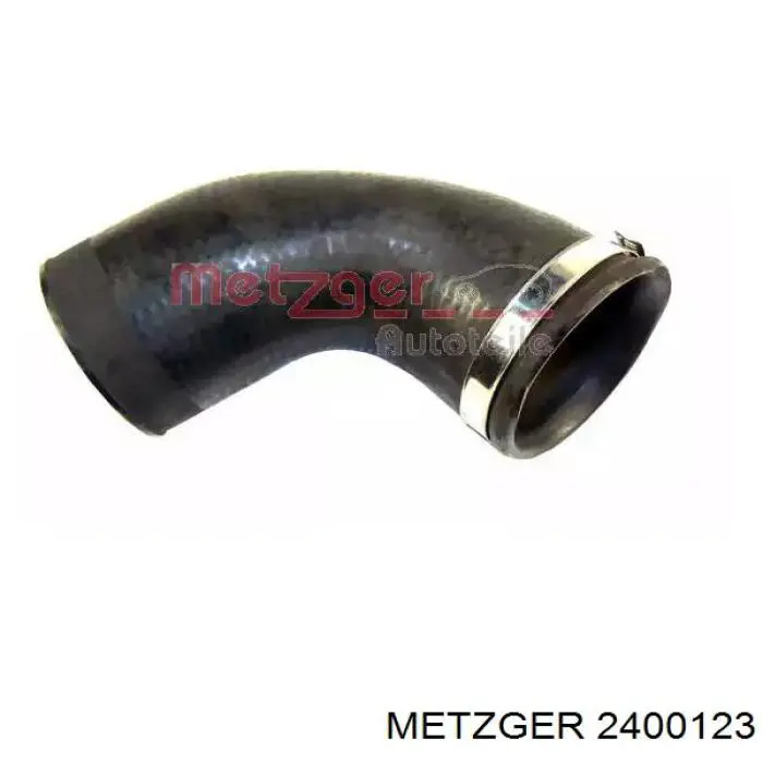 Шланг (патрубок) интеркуллера верхний правый Metzger 2400123