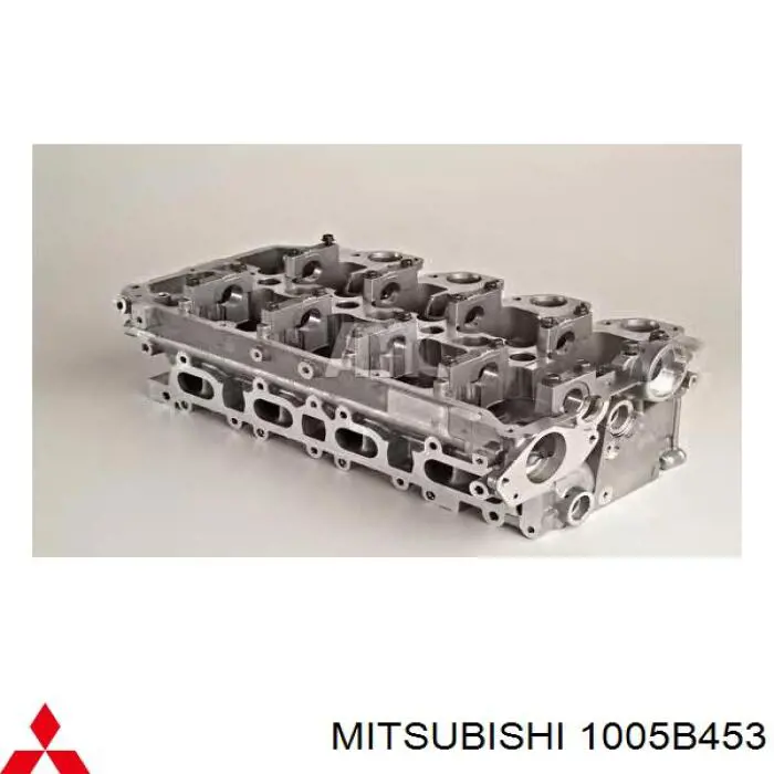 1005B453 Mitsubishi головка блока цилиндров (гбц)