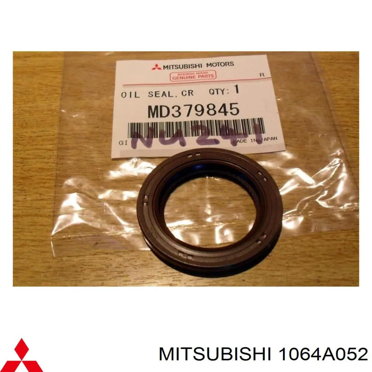 MD379845 Mitsubishi сальник коленвала двигателя передний