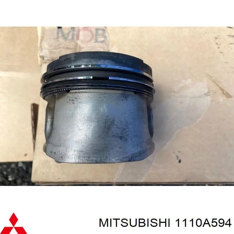 Поршень (комплект на мотор), 4-й ремонт (+1.00) на Mitsubishi Space Gear PA, B, DV, W