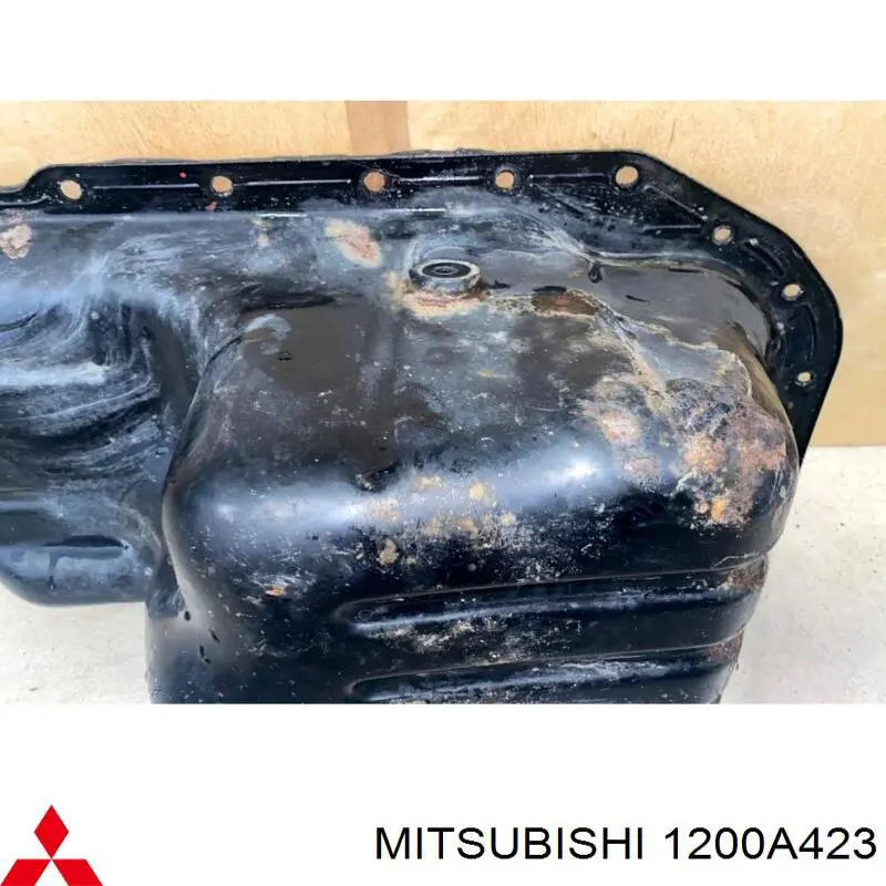 1200A423 Mitsubishi Картер масляный